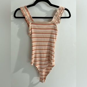 Le Lis Ruffle Strap Ribbed Bodysuit -size‎ medium